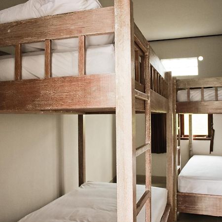 Hotel Matra Bali Surf Camp Canggu Zimmer foto