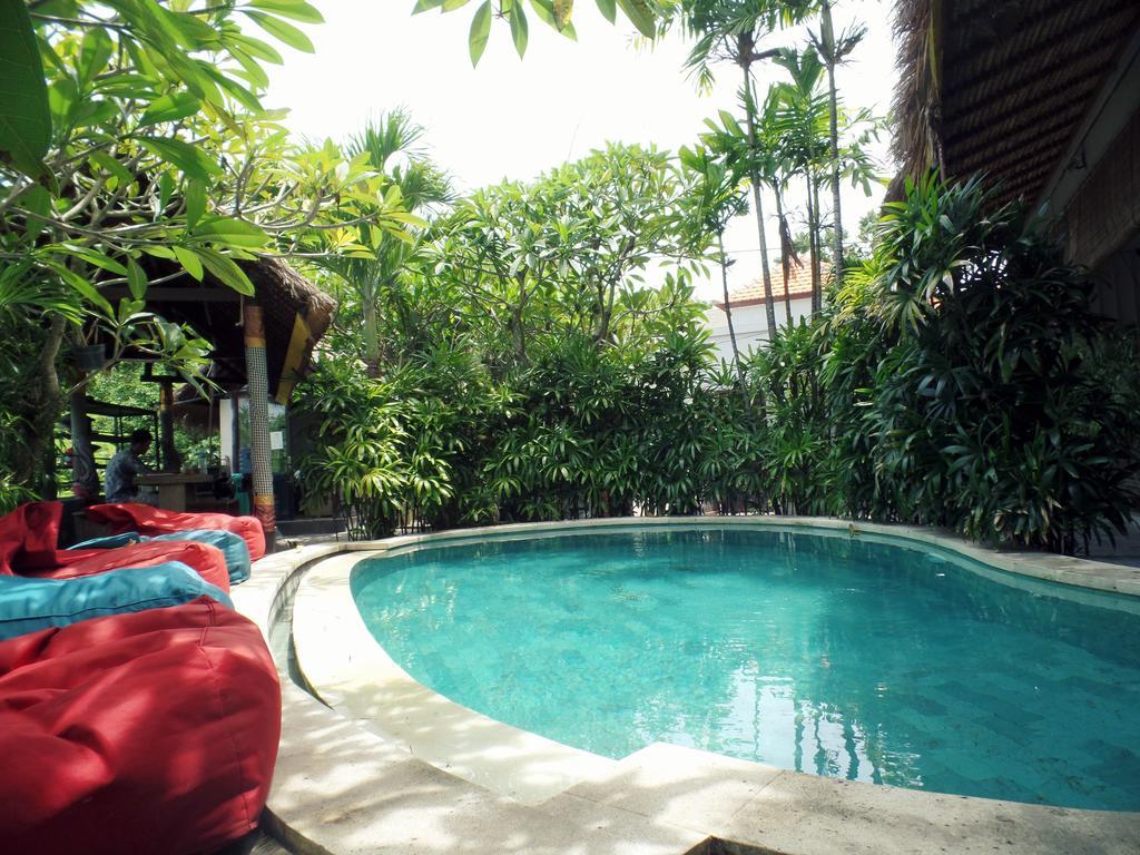Hotel Matra Bali Surf Camp Canggu Exterior foto